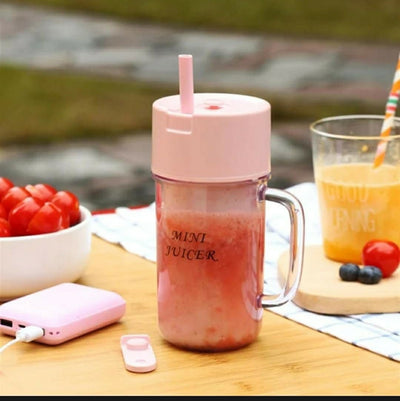 2 in 1 PORTABLE JUICE WITH STRAW